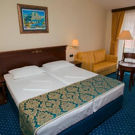 Meridijan Adults Only 4*