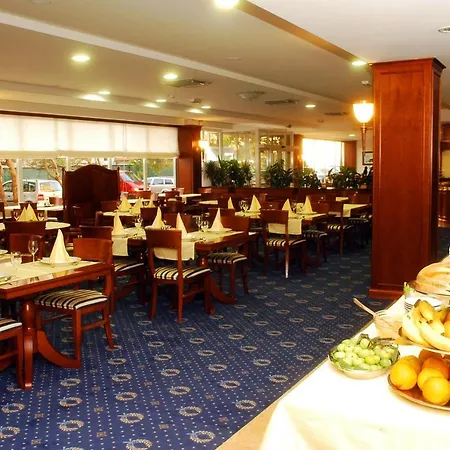 Meridijan Adults Only Pag Town