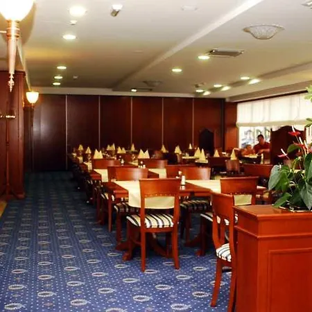 Meridijan Adults Only 4*