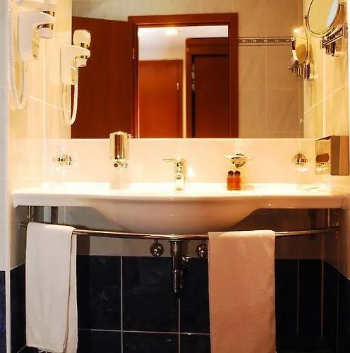 Meridijan Adults Only