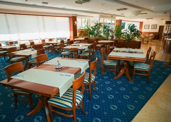 Meridijan Adults Only Hotell Pag Town