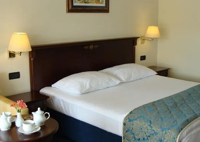 Meridijan Adults Only Pag Town